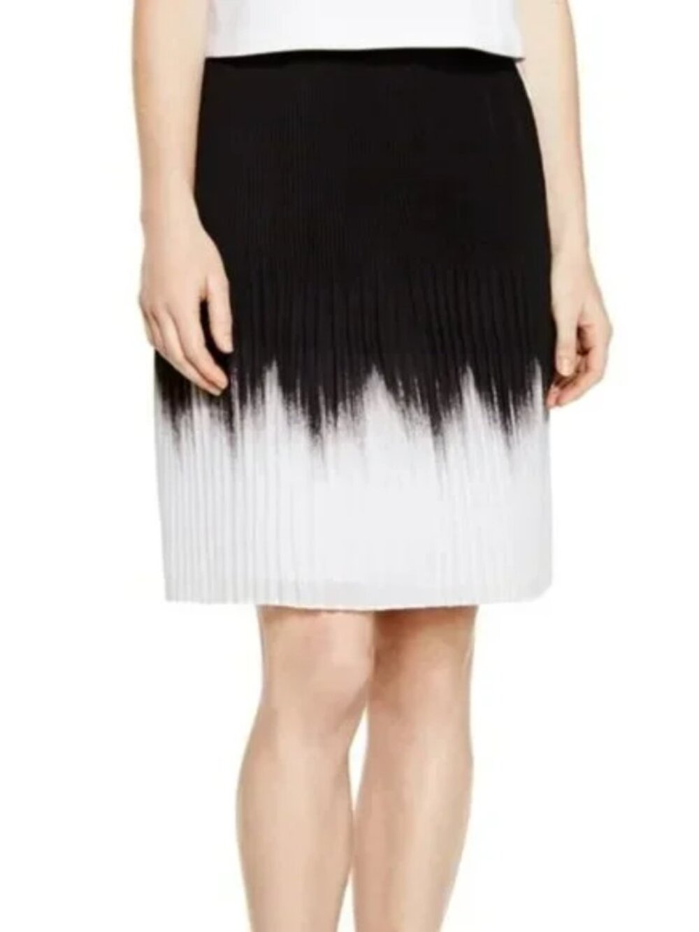 White House Black Market Black & White Ombre Pleated Skirt